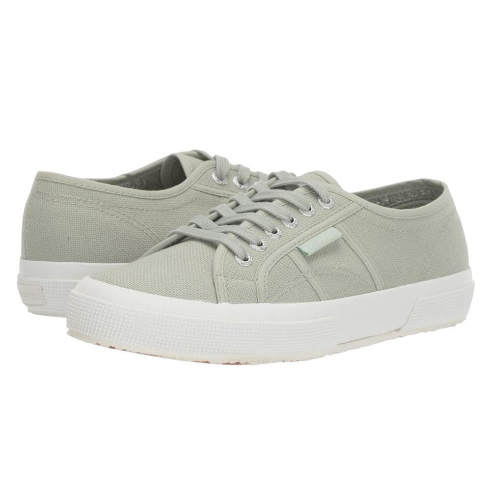 NEW Superga Women’s 2750 Cotu Classic sneaker in Light Mint Green Sz 37 (US 6.5) - Picture 2 of 6